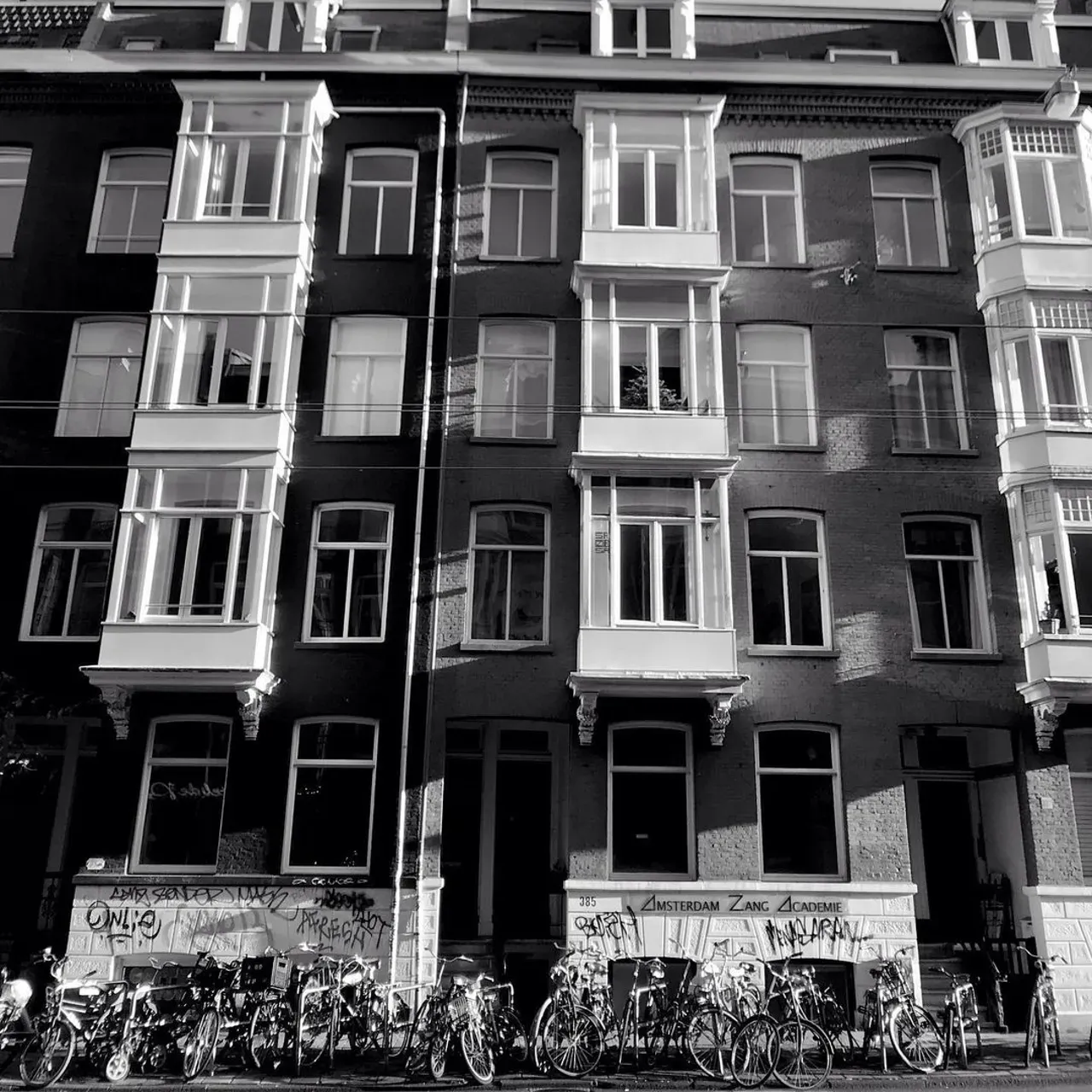 Image 20 - Patterns: Amsterdam