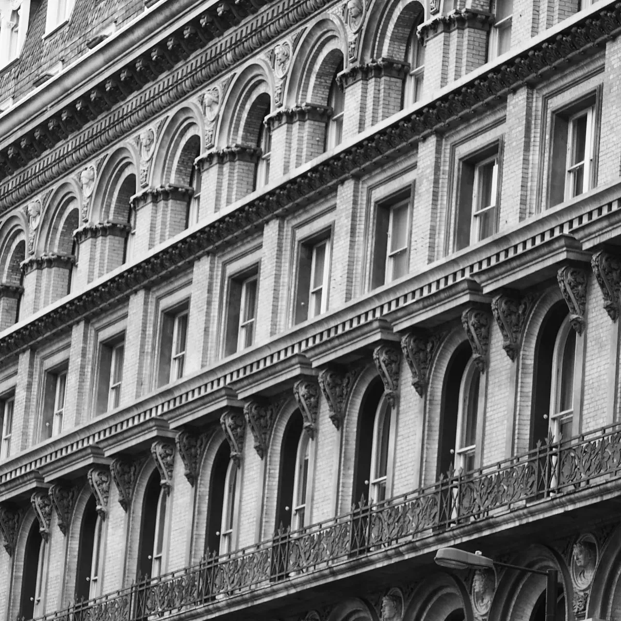 Image 15 - Patterns: London