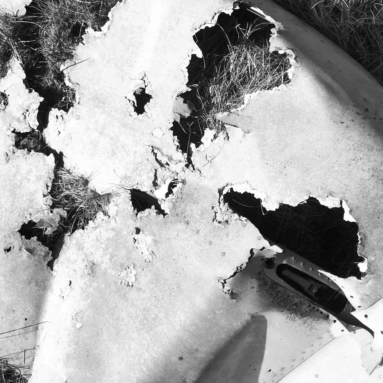 Image 0 - Plane Crash