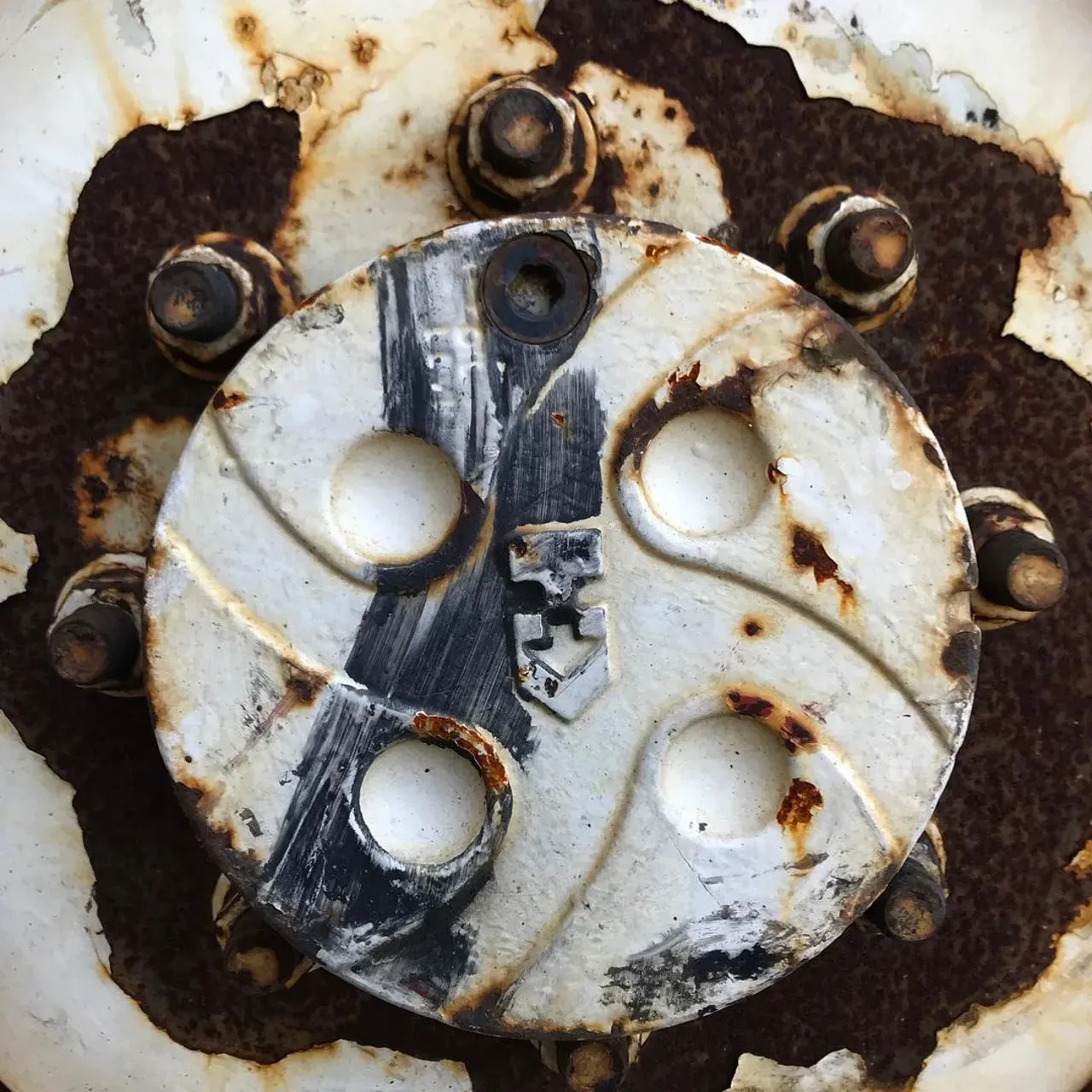 Image 20 - Rust