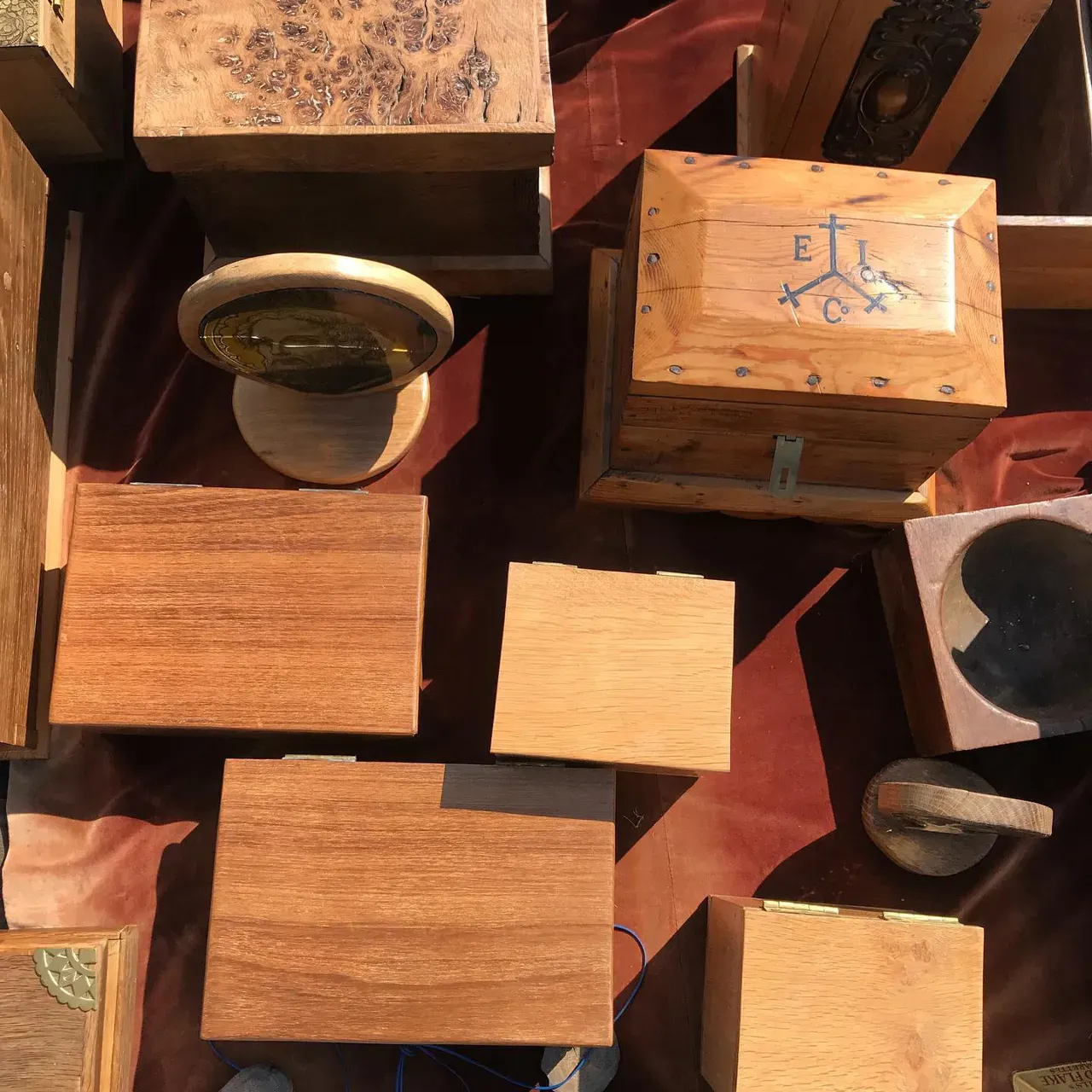 Image 20 - Trash/Treasure