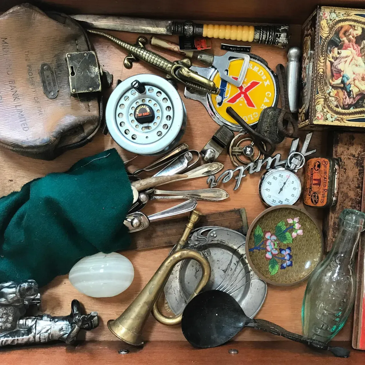 Image 3 - Trash/Treasure