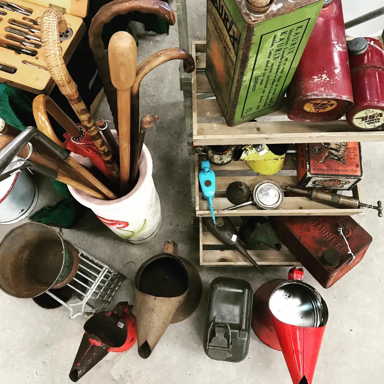 Image 38 - Trash/Treasure